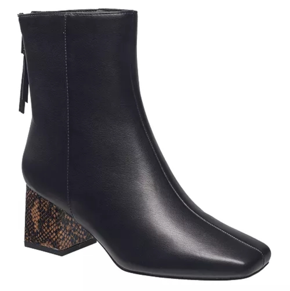 French ConnectionWomen's Tess Zip Back Zipper Boots, Size 8. New with box.  -